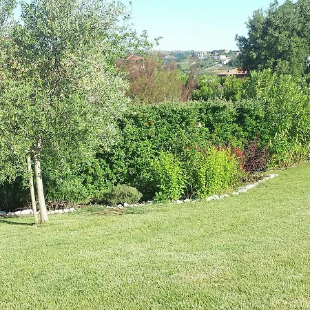 Quaint Villa In Miglianico With Terrace * Miglianico