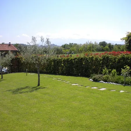 Quaint Villa In Miglianico With Terrace * Miglianico