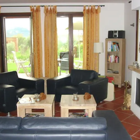 Quaint Villa In Miglianico With Terrace Villa
